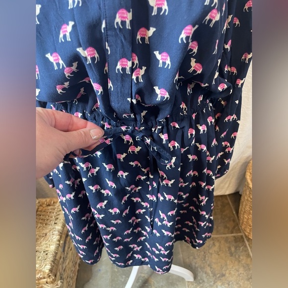 Crown & Ivy Size L Dress Llama Print Roll Tab Sleeve Drawstring Front Button - Picture 8 of 10